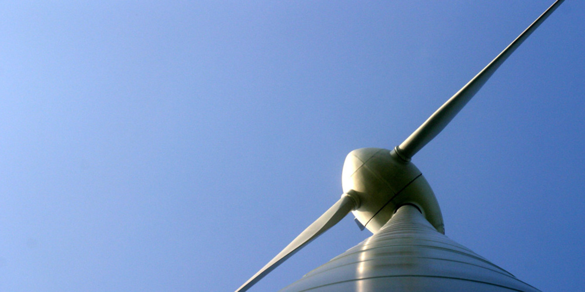 Kleiner Zweitrotor macht Windturbinen effizienter