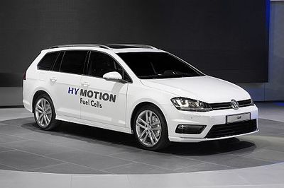 Volkswagen präsentiert auf der Los Angeles Autoshow in einer Weltpremiere den Golf Variant HyMotion – ein progressives Forschungsfahrzeug mit Brennstoffzellenantrieb.