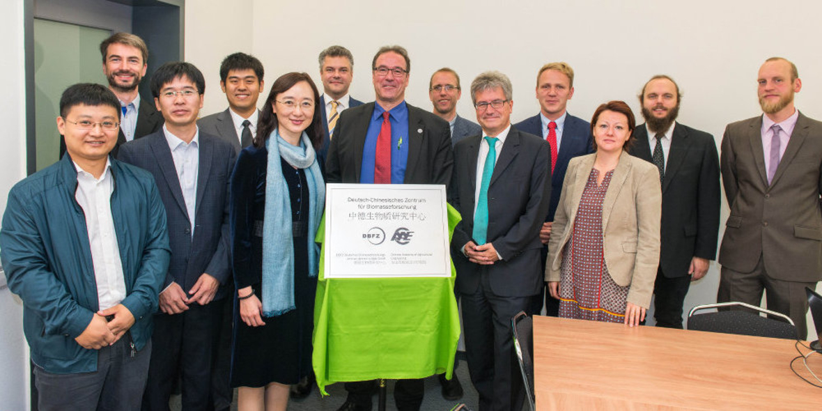 DBFZ eröffnet Bioenergie-Zentren in Leipzig, Peking und Hefei