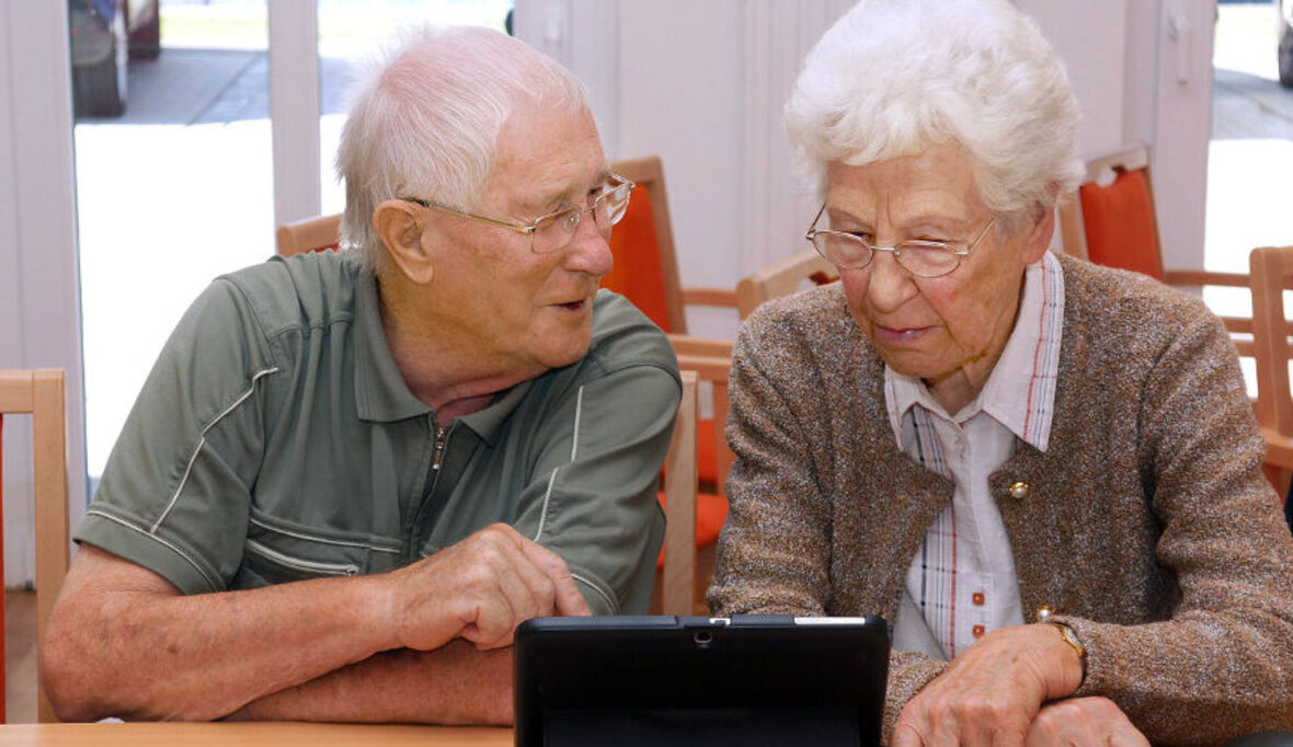 Immer mehr Senioren wagen sich ins mobile Internet