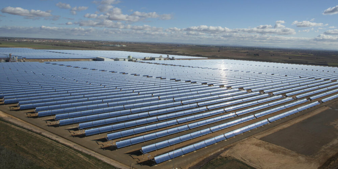 Talanx investiert in spanisches Solarprojekt