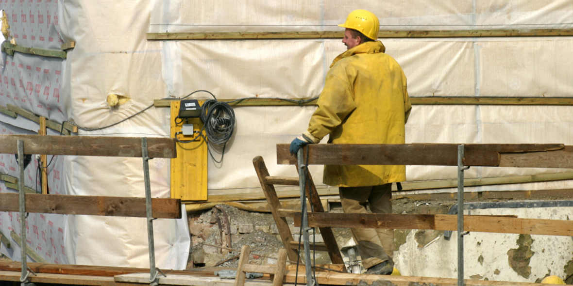 Gebäudemodernisierungsgesetz: Verbände legen Expertengutachten vor