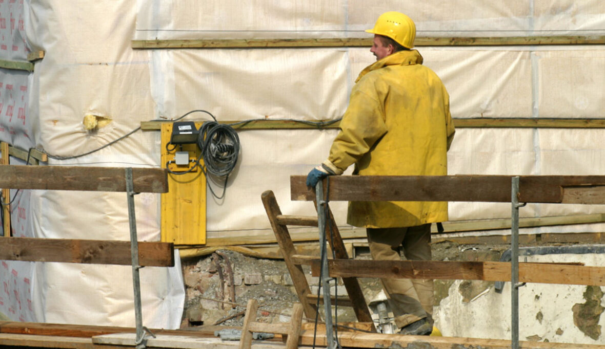 Gebäudemodernisierungsgesetz: Verbände legen Expertengutachten vor