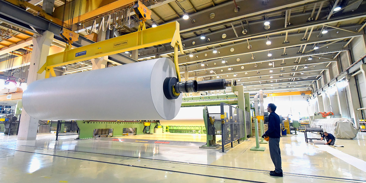 Papierindustrie 2025 weiter unter Druck: Produktion, Absatz und Umsatz rückläufig