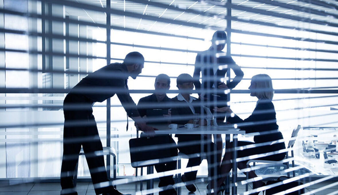 Ein Schritt zurück: Deutsche Manager sehen Korruption auf dem Vormarsch