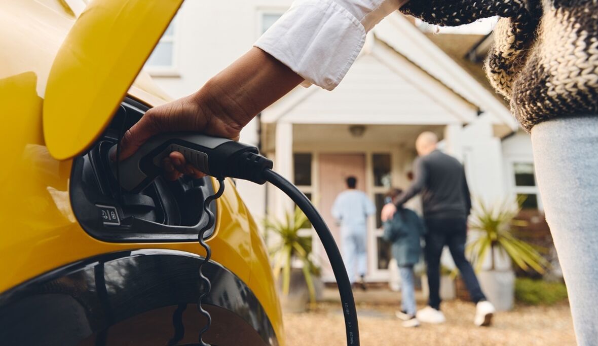 Leerfahrt im ADAC-Test: So reagieren Elektroautos bei null Prozent