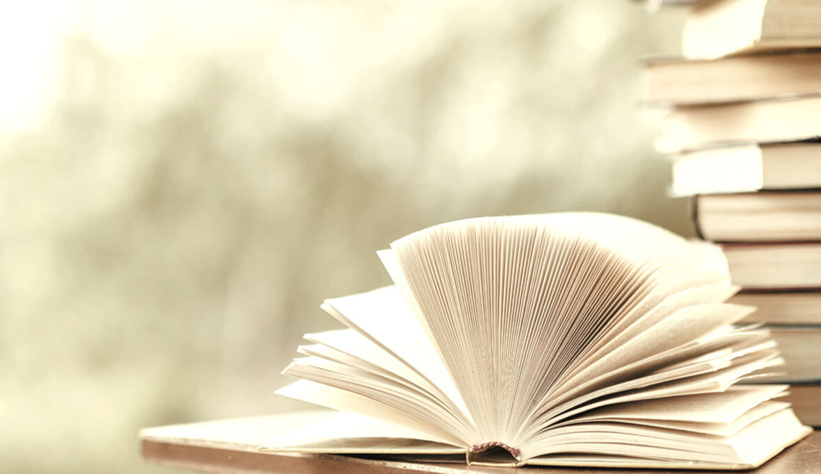 Gebrauchte Bücher kaufen: Welche Plattformen überzeugen am meisten?