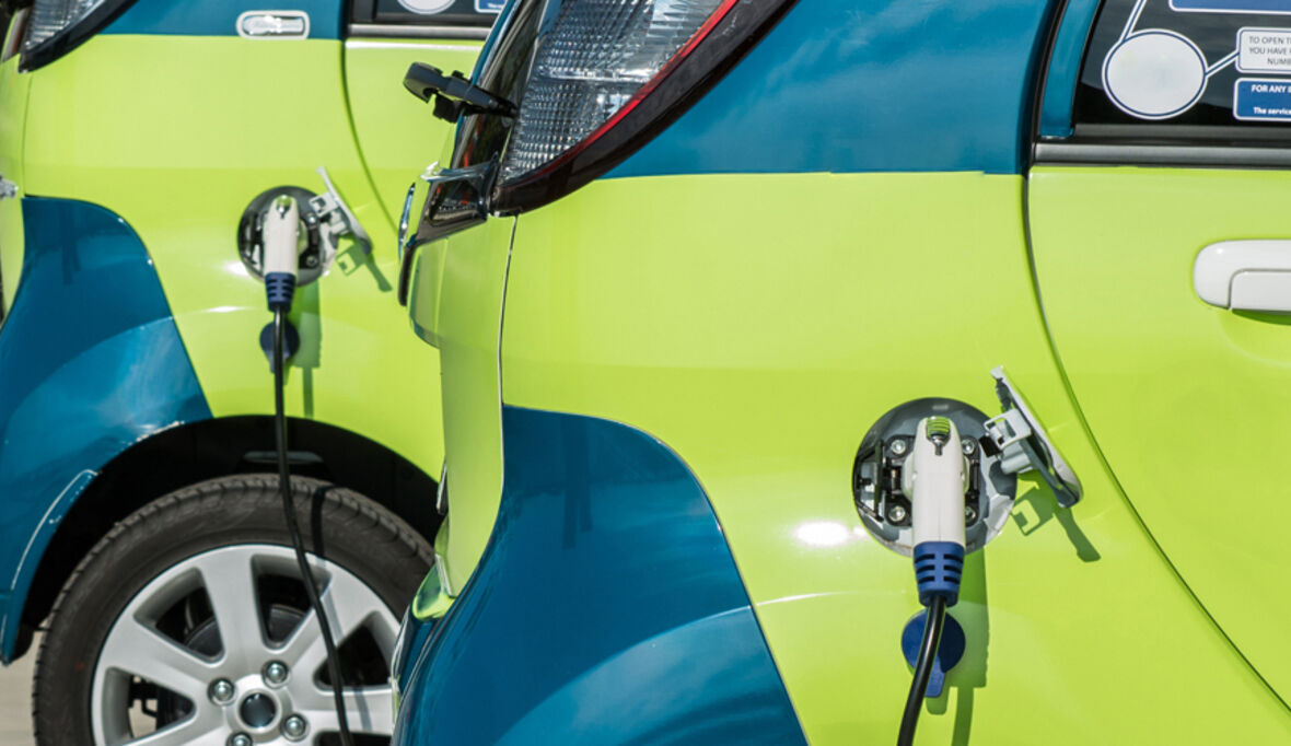 Elektromobilität in Unternehmen: Fuhrpark online analysieren