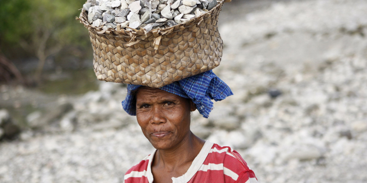 Wie der Mineralienboom Frauen systematisch ausgrenzt