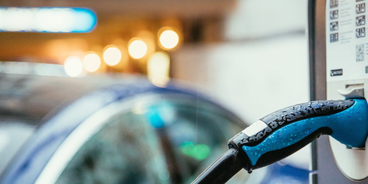 Elektromobilität in Deutschland: CO2-Bilanz hängt vom Ladestrom ab