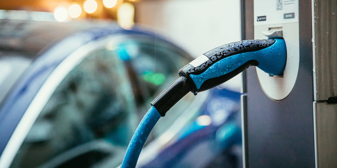 Mobilitätswende auf der Kippe: Was bleibt vom E-Auto-Versprechen?