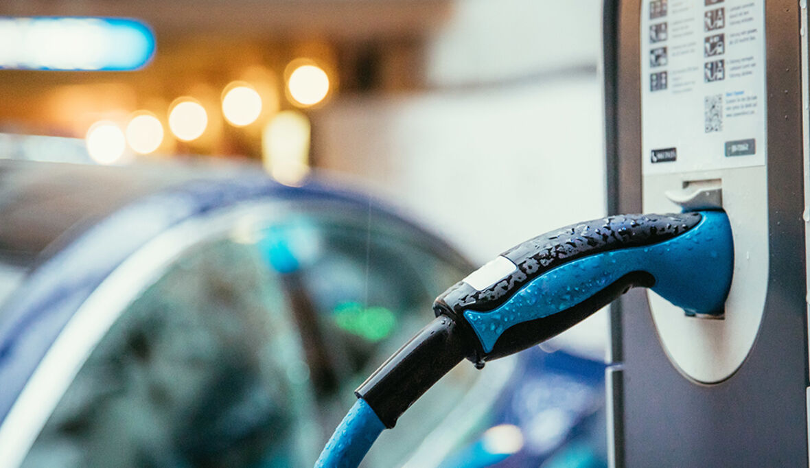 Zukünftige Ladeinfrastrukturen - Technologien und Trends