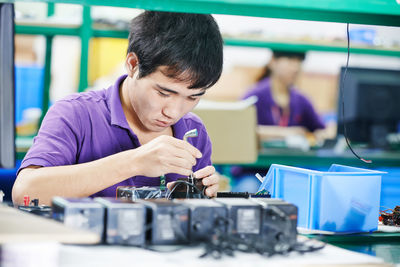 In China werden Bauteile produziert.