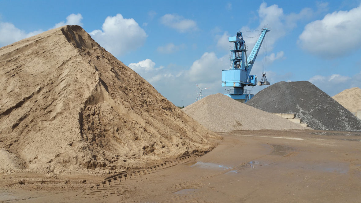 Der exzessive Abbau von Sand schadet der Umwelt.