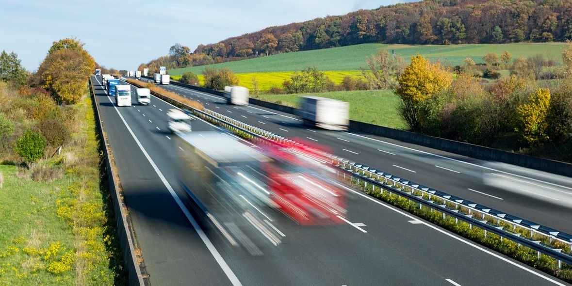 DNV prognostiziert Halbierung des Ölbedarfs im Verkehrssektor bis 2050