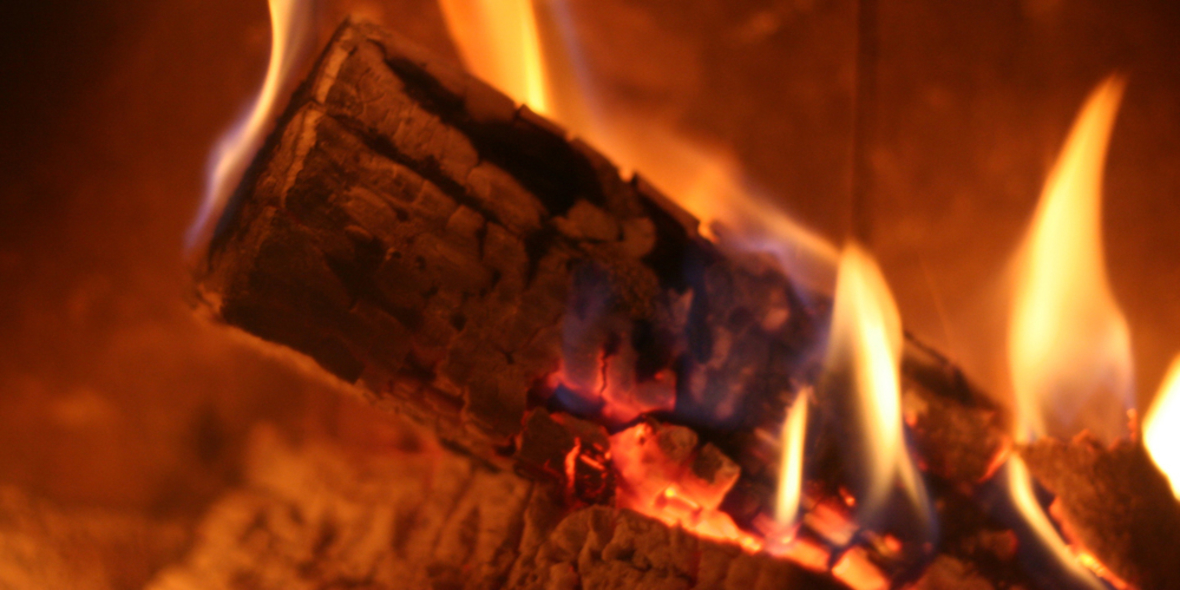 Wie man Feinstaub bei Holzöfen und Holzheizungen reduziert