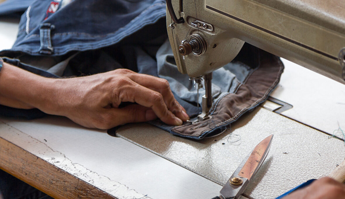 Syrische Geflüchtete in türkischen Textilfabriken