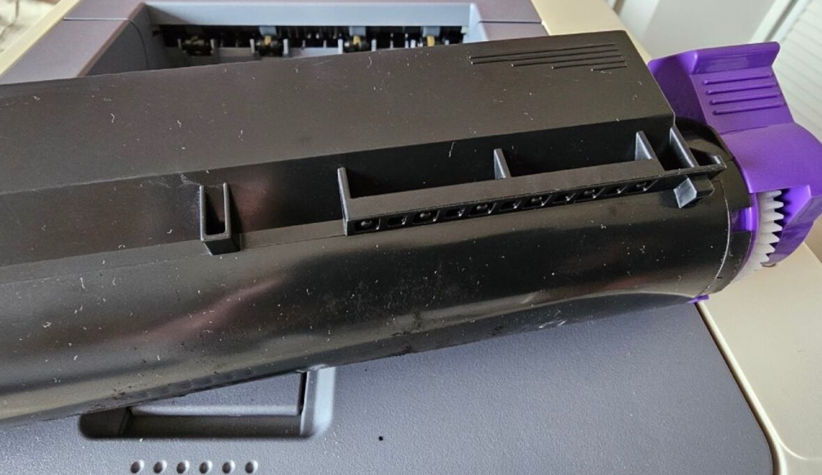Nachhaltig drucken im Unternehmen: Wie Kreislaufwirtschaft bei Toner und Patronen Ressourcen spart