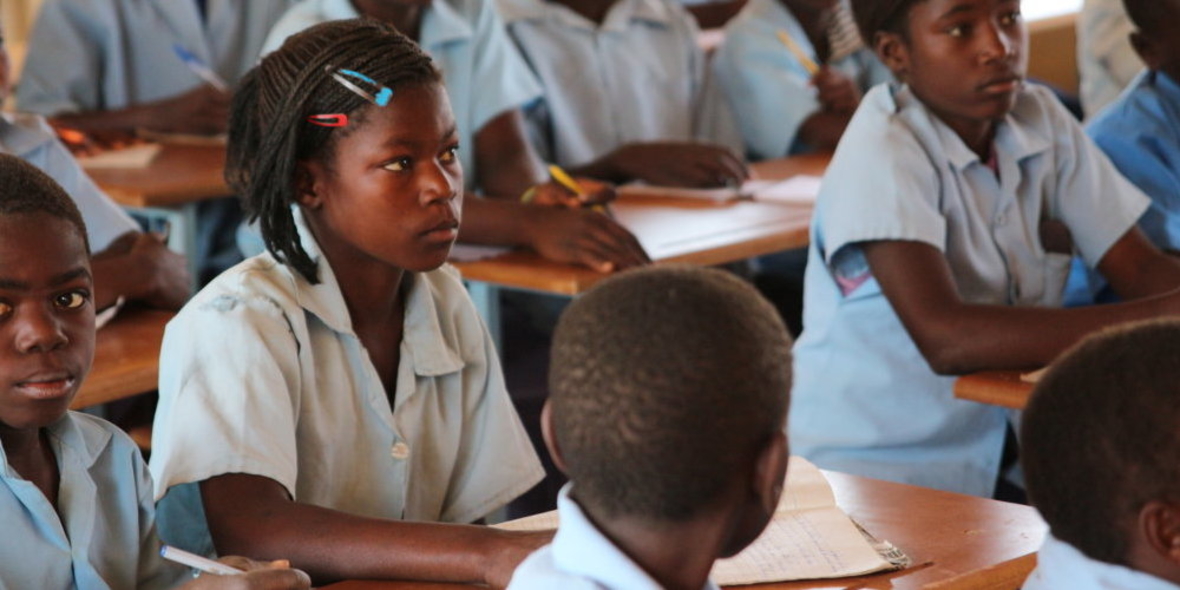 Schulbildung für afrikanische Kinder 