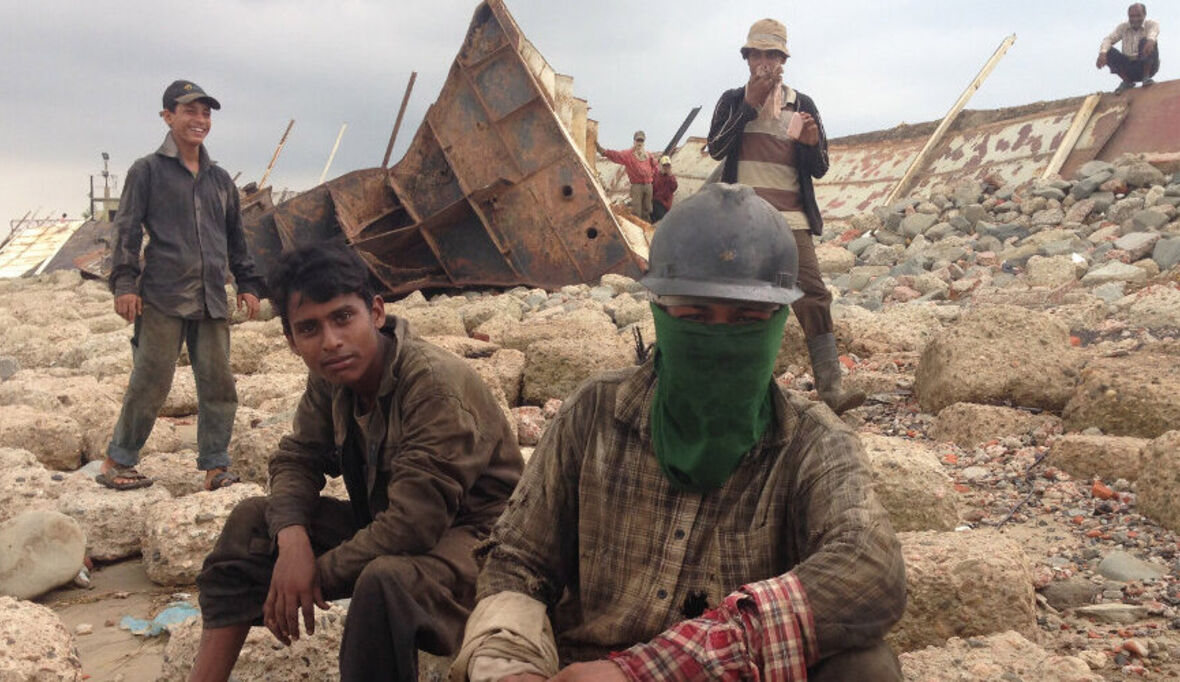 Giftiger deutscher Tankerschrott in Bangladesch