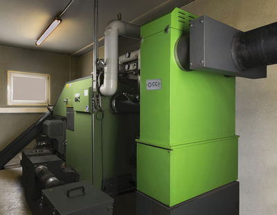 Der CCA-Abscheider (hellgrün) entfernt effektiv Feinstaub aus dem Rauchgas von holzbefeuerten Kesselanlagen.