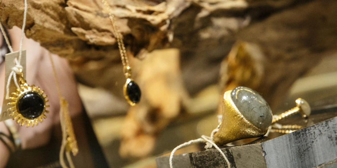 Stylish und nachhaltig: Das Hongkonger Schmucklabel niin