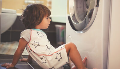 So reinigen Sie Ihre Wäsche ökologisch – die besten Tipps