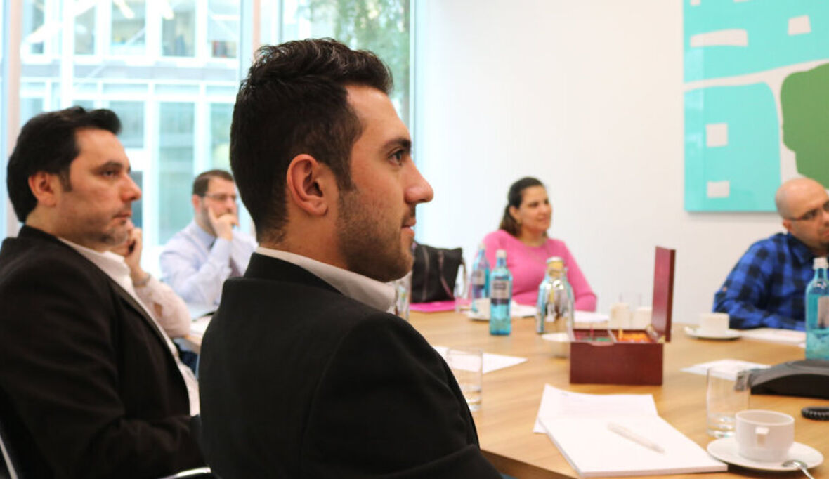 E.ON: Professionelle Bewerbungstrainings für Geflüchtete