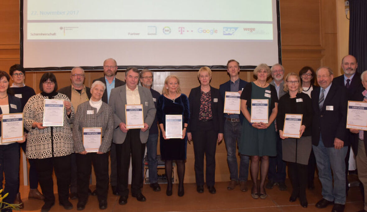 Telekom stiftet Sonderpreis beim Goldenen Internetpreis 2017