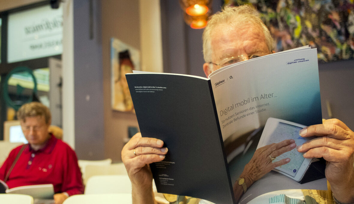 Senioren brauchen mehr Selbstvertrauen bei der Internetnutzung