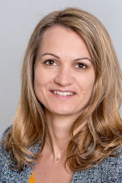 Marion Höchtl-Weber, care4core