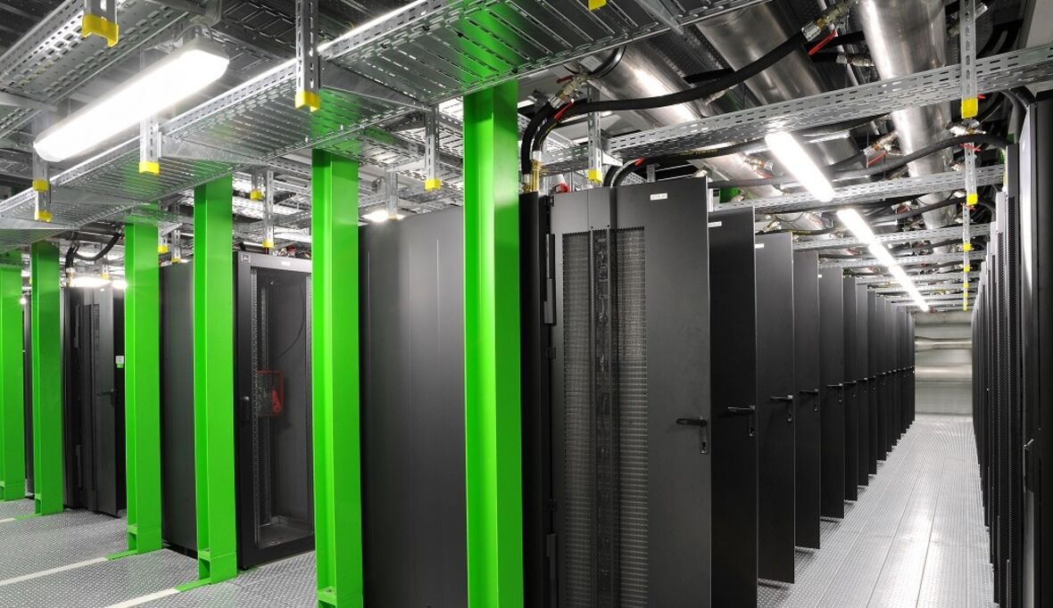 Der grüne Supercomputer „made in Hessen“