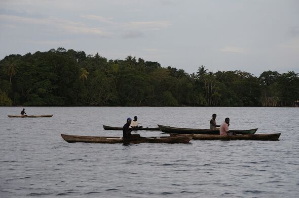 Die Fischer in der Roviana-Lagune der Salomon-Inseln fassen Arten beispielweise aufgrund ihres Aussehen, ihrer Lebensweise, der jeweiligen Fangmethode oder ihrer Verwendung zusammen.