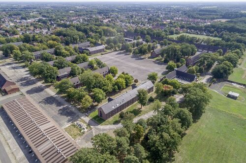 Das York-Quartier liegt südlich von Münsters Zentrum. Aktuell befindet sich auf dem rund 50 Hektar großen Gelände noch eine Kaserne. Nun sollen dort circa 1.800 Wohneinheiten, soziale Infrastruktur, Gewerbe sowie zahlreiche Grünflächen entstehen. 