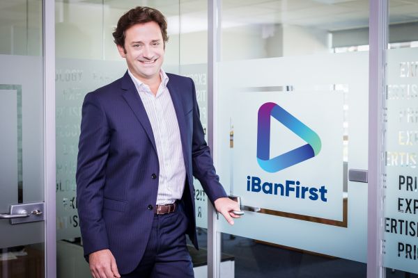 iBanFirst Gründer und CEO Pierre-Antoine Dusoulier will Währungsrisiken ausschalten. Bild: de.ibanfirst.com