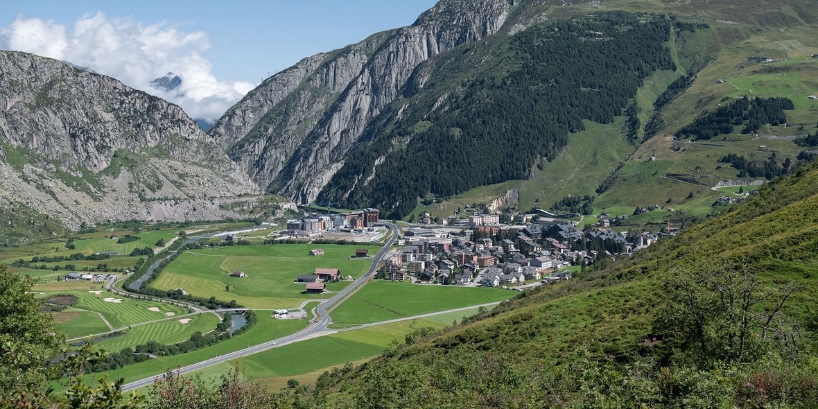 Nachhaltigkeitsmaßnahmen in der Region Andermatt, um die Schweizer Bergwelt zu schützen 