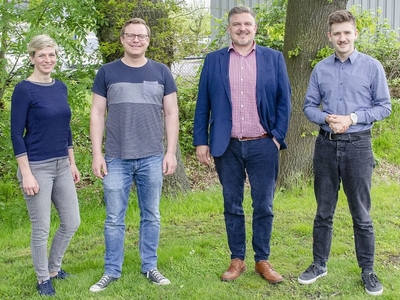 Zum „ReMolk“-Kick-Off trafen sich (v. l.) Sylke Mehnert, Matthias Kemper, Dr. Elmar Brügging und Jurek Häner. Gemeinsam entwickeln sie ein Konzept zur nachhaltigen und dekarbonisierten Energieversorgung der Privatmolkerei Naarmann.