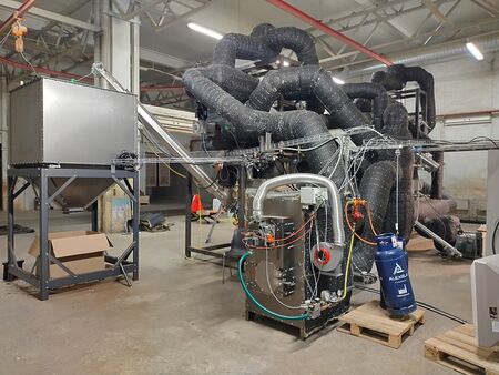 Erster großtechnischer Prototyp Uniformer zur Torrefizierung von Biomasse mit überhitztem Wasserdampf