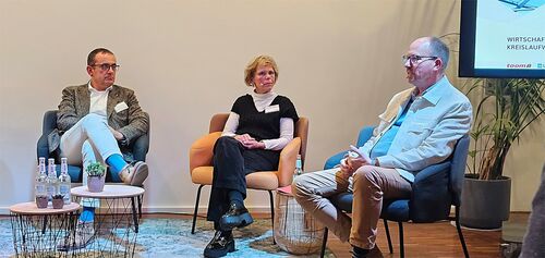 Gemeinsam suchten die Experten nach Lösungen.