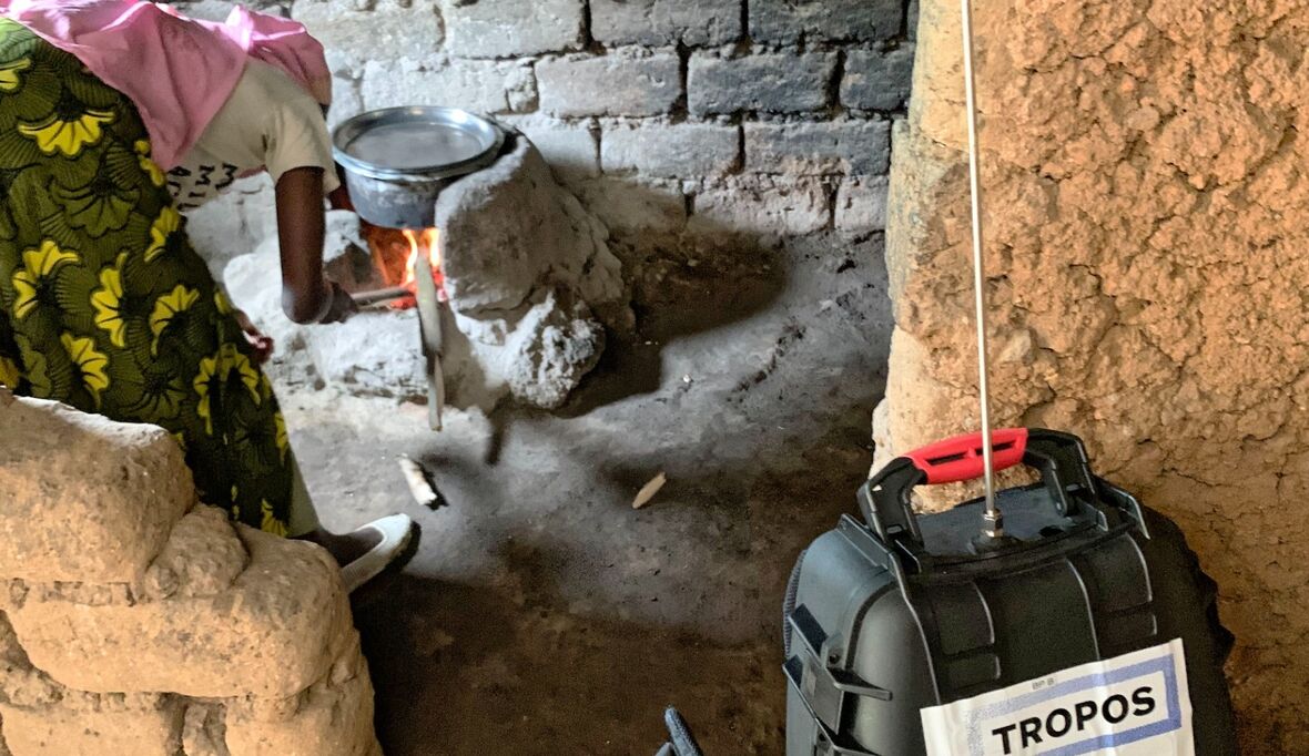 Saubere Öfen retten Leben: Studie zeigt Gesundheitsvorteile für Frauen in Ruanda