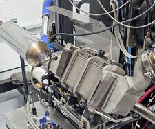 Von der Idee bis zur ersten Probefahrt: Reiner Ammoniak-Antrieb erstmals realisiert