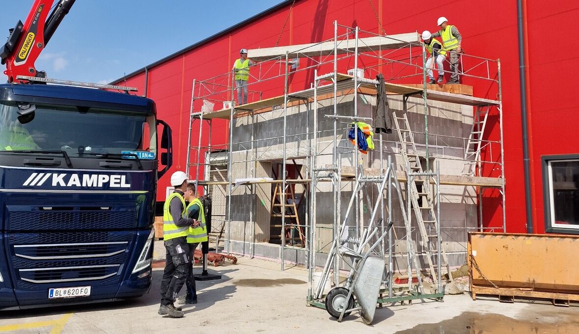 Wiederverwendbare Ziegelwände für die Bauwirtschaft