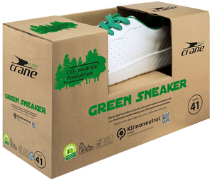 nter der Eigenmarke Crane Pure bietet ALDI SÜD ab dem 10. Juni einen klimaneutralen Sneaker an, der zum Teil aus recycelten PET-Flaschen hergestellt wird. Die durch Produktion, Transport und Vertrieb anfallenden CO²-Emissionen werden durch ein zertifiziertes Klimaschutzprojekt ausgeglichen. 