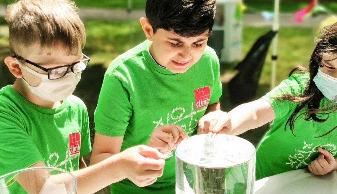 Auridis Stiftung stärkt Hilfsangebote für Kinder und Jugendliche 