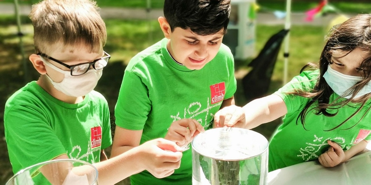 Auridis Stiftung stärkt Hilfsangebote für Kinder und Jugendliche 