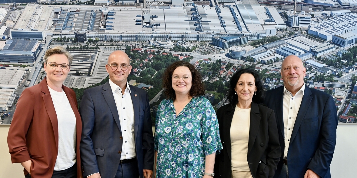 Arbeit und Künstliche Intelligenz im Sinne der Beschäftigten menschlich gestalten