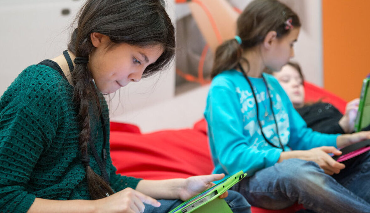 Telekom fördert sichere Mediennutzung bei Kindern