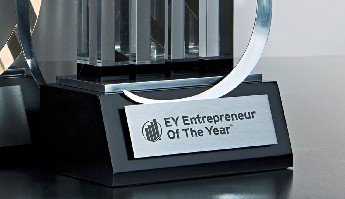 „EY World Entrepreneur Of The Year 2025“ geht an Stina Ehrensvärd aus Schweden