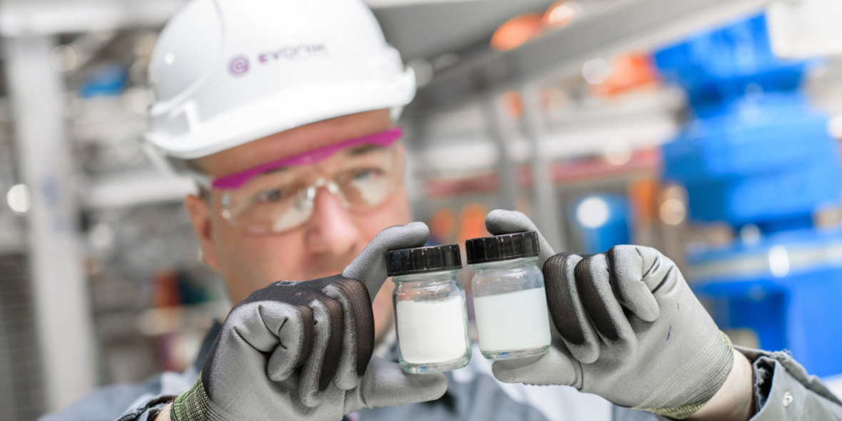 Enzyme von Evonik sollen Erdöl Konkurrenz machen