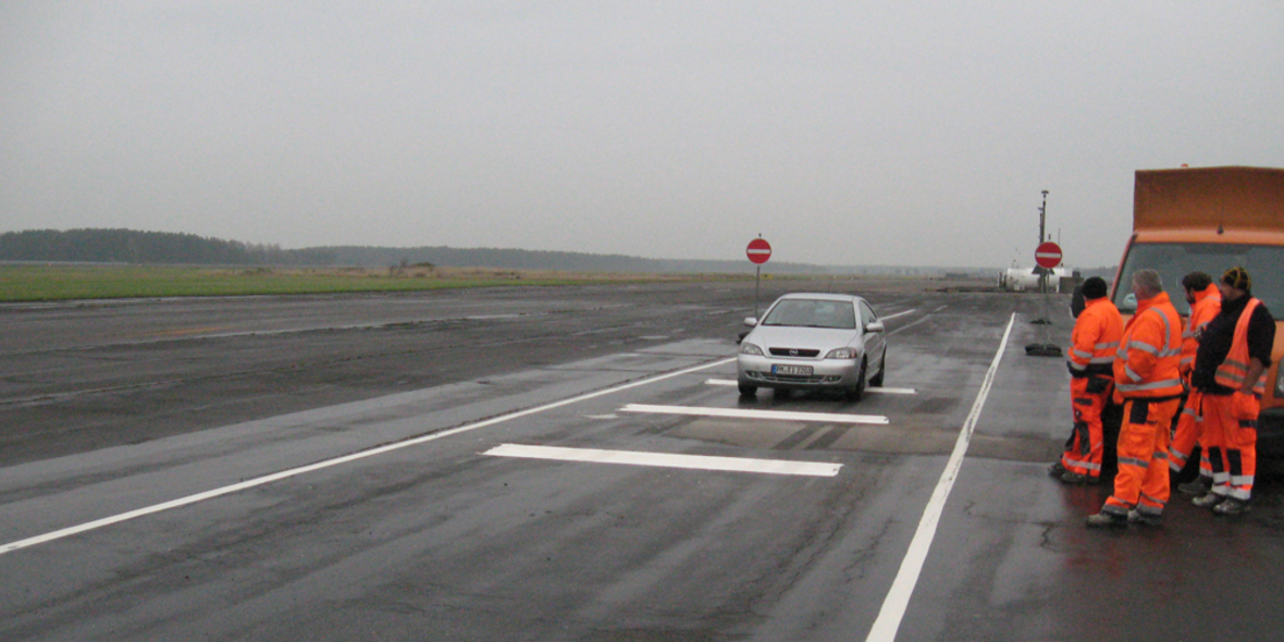 Rüttelstreifen gegen Geisterfahrten 
